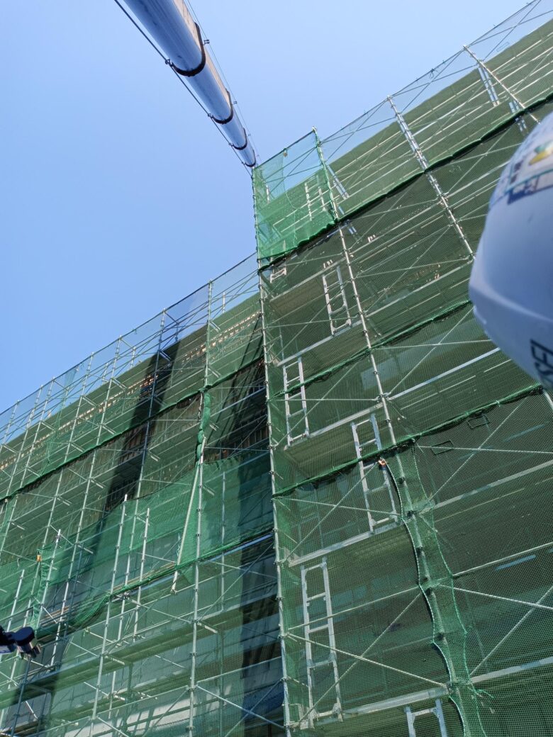 12FAFBF9-4F56-494F-8D80-F70370F084F2