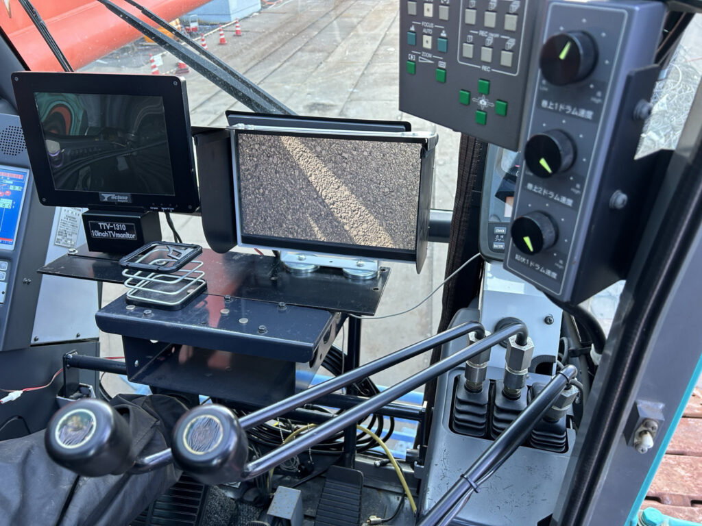 クレーンカメラ　吊り荷監視 Image_0000001009.webp